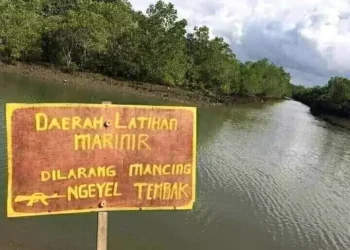 Petunjuk Jalan Kocak Bikin Pengendara Malah Tersesat